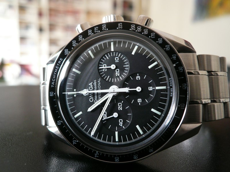 OMEGA SPEEDMASTER MOONWATCH
 	 
