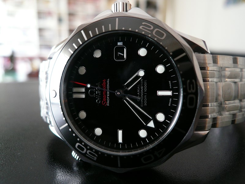 OMEGA SEAMASTER DIVER 300M
 	 
