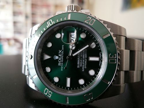 ROLEX SUBMARINER DATE CERAMIQUE LUNETTE VERTE