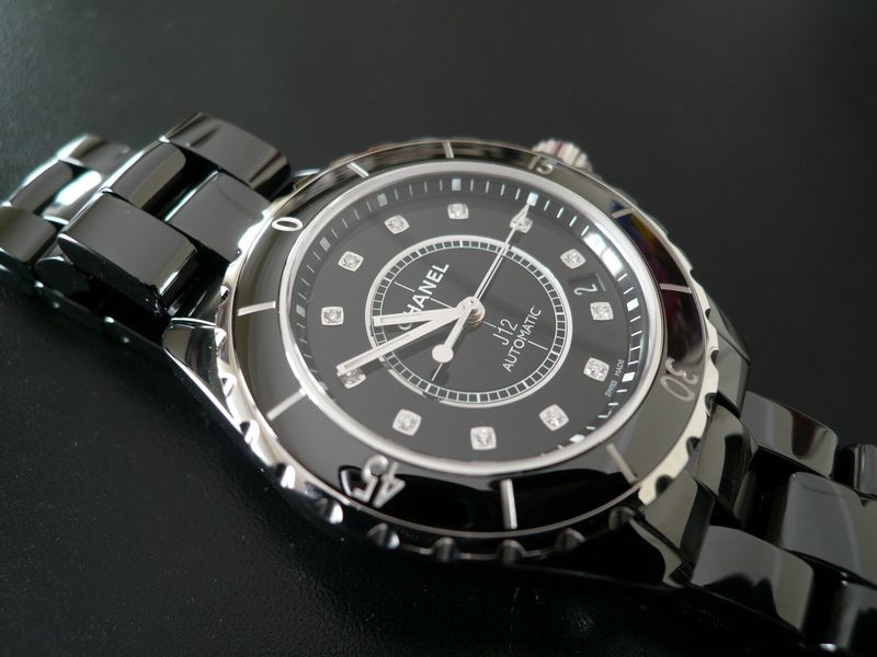 photo n°2 : CHANEL J12 AUTOMATIC