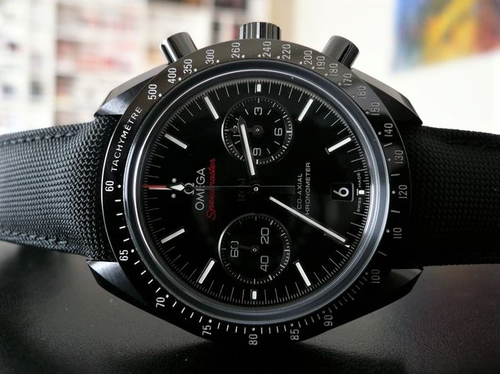 photo n°1 : OMEGA SPEEDMASTER DARK SIDE OF THE MOON