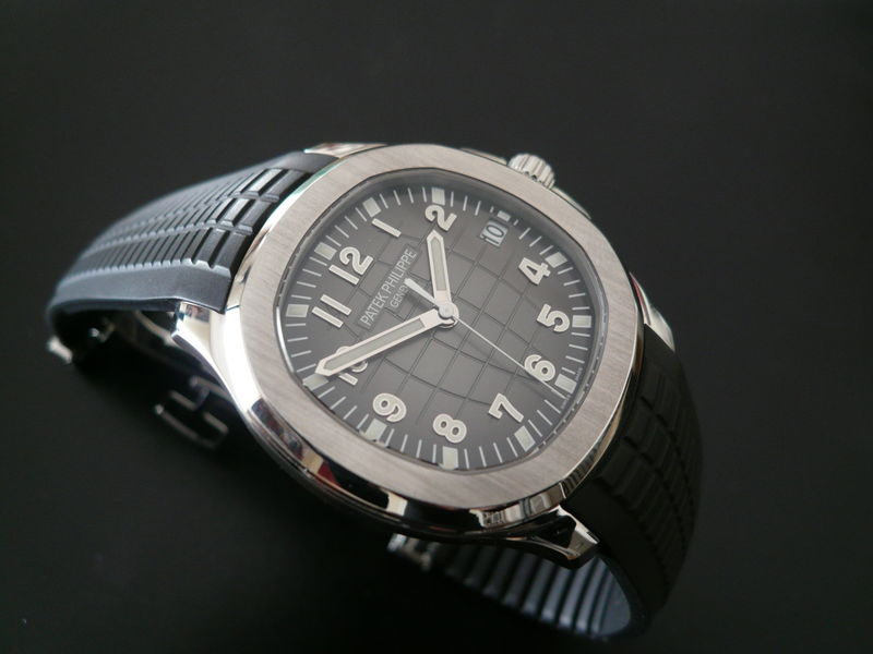 photo n°2 : PATEK PHILIPPE AQUANAUT