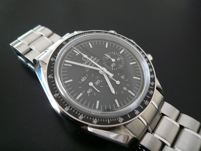 photo n°2 : OMEGA SPEEDMASTER MOONWATCH