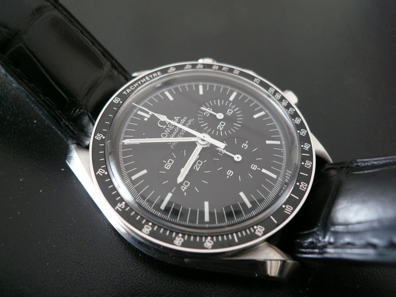 photo n°2 : OMEGA SPEEDMASTER MOONWATCH