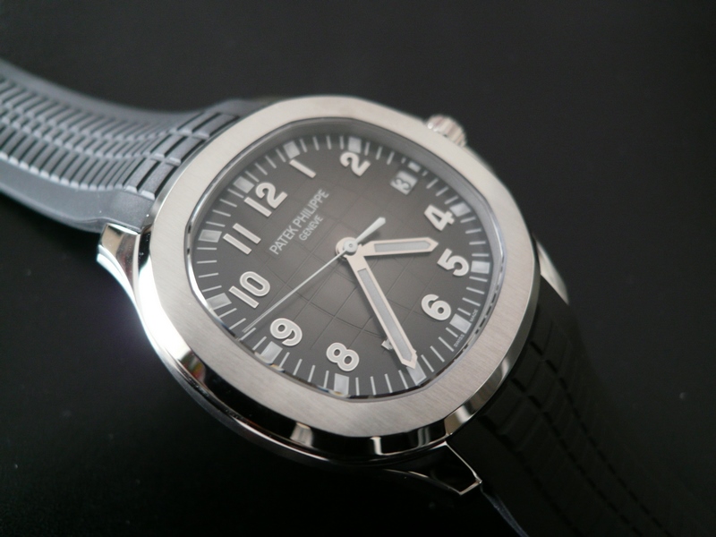 photo n°2 : PATEK PHILIPPE AQUANAUT