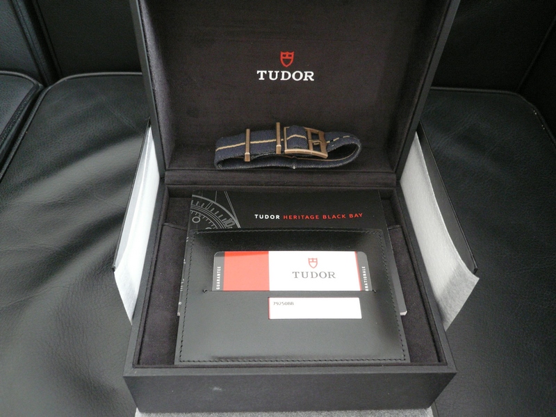 photo n°4 : TUDOR HERITAGE BLACK BAY BRONZE BLUE BUCHERER