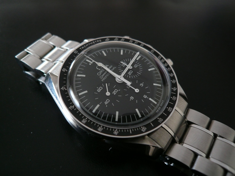 photo n°2 : OMEGA SPEEDMASTER MOONWATCH