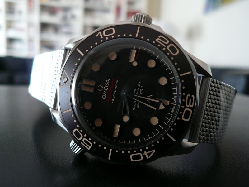 photo n°1 : OMEGA SEAMASTER DIVER 300M '007 NO TIME TO DIE'
