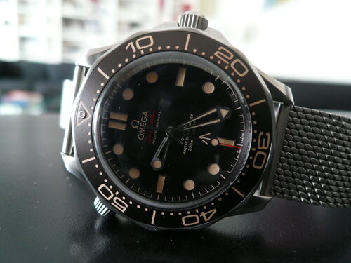 OMEGA SEAMASTER DIVER 300M '007 NO TIME TO DIE'