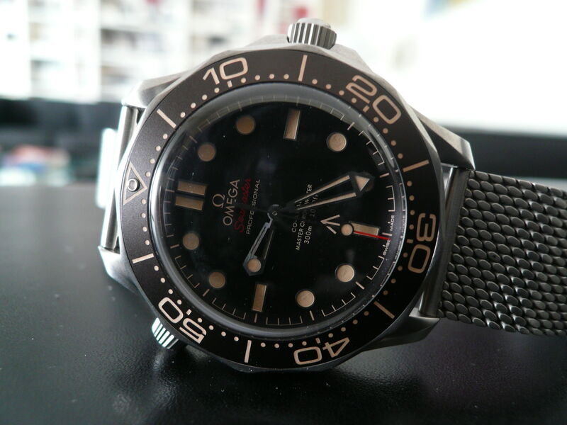 photo n°1 : OMEGA SEAMASTER DIVER 300M '007 NO TIME TO DIE'