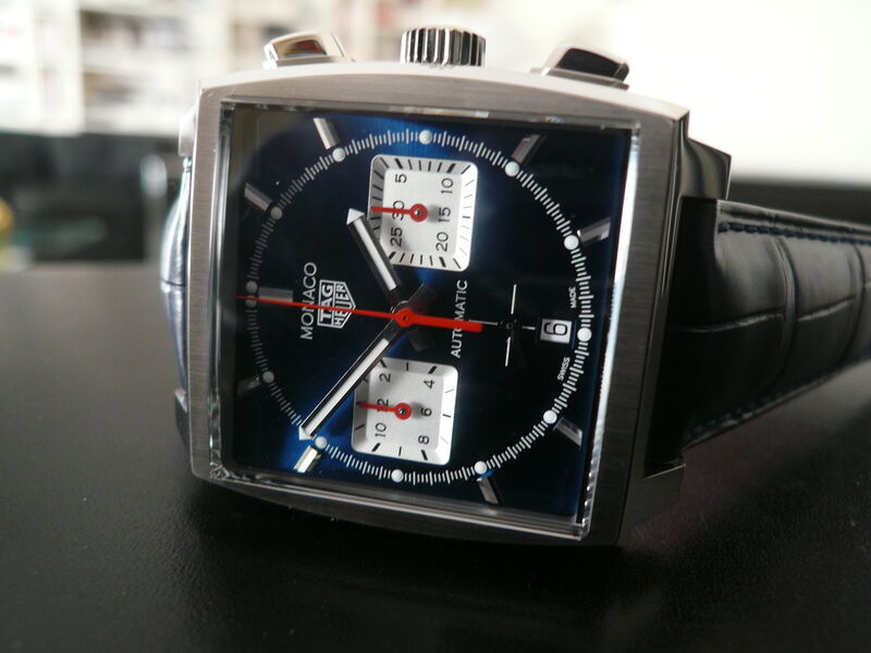 photo n°1 : TAG HEUER MONACO CALIBRE HEUER 02