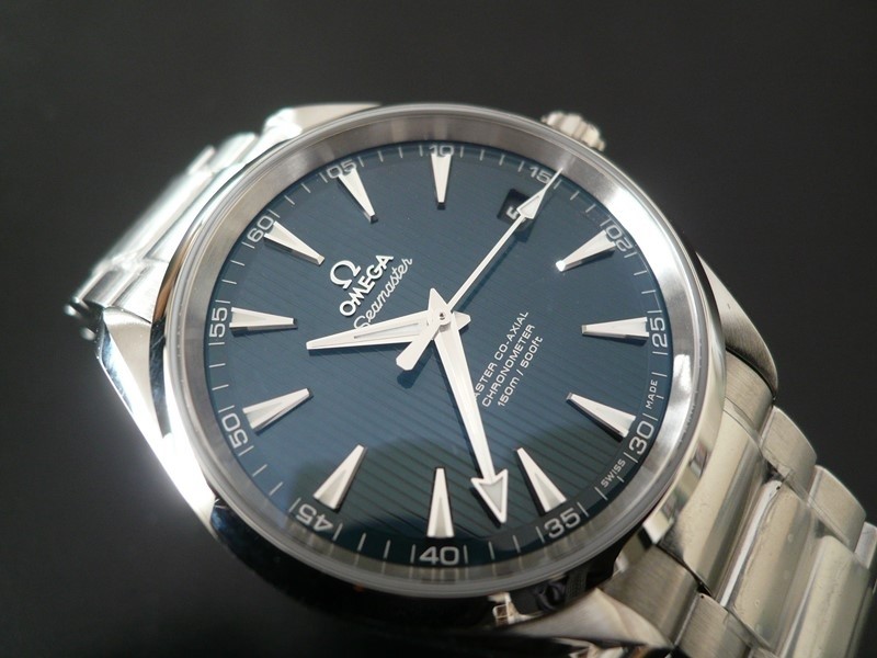 photo n°2 : OMEGA SEAMASTER AQUA TERRA 150M MASTER CO-AXIAL